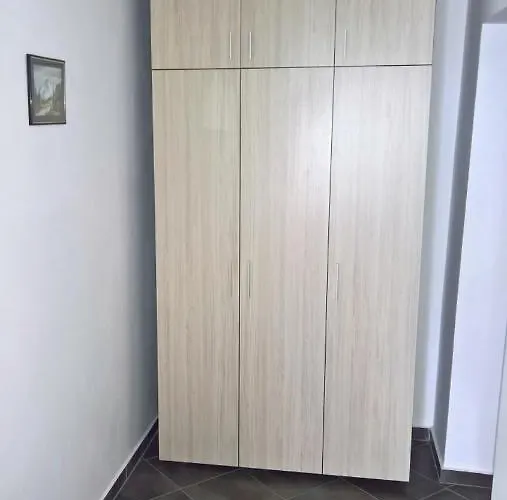 Apartment Private With Sea View In Blue Bay Pallace