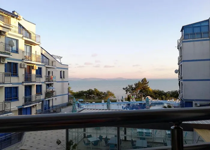 Private With Sea View In Blue Bay Pallace